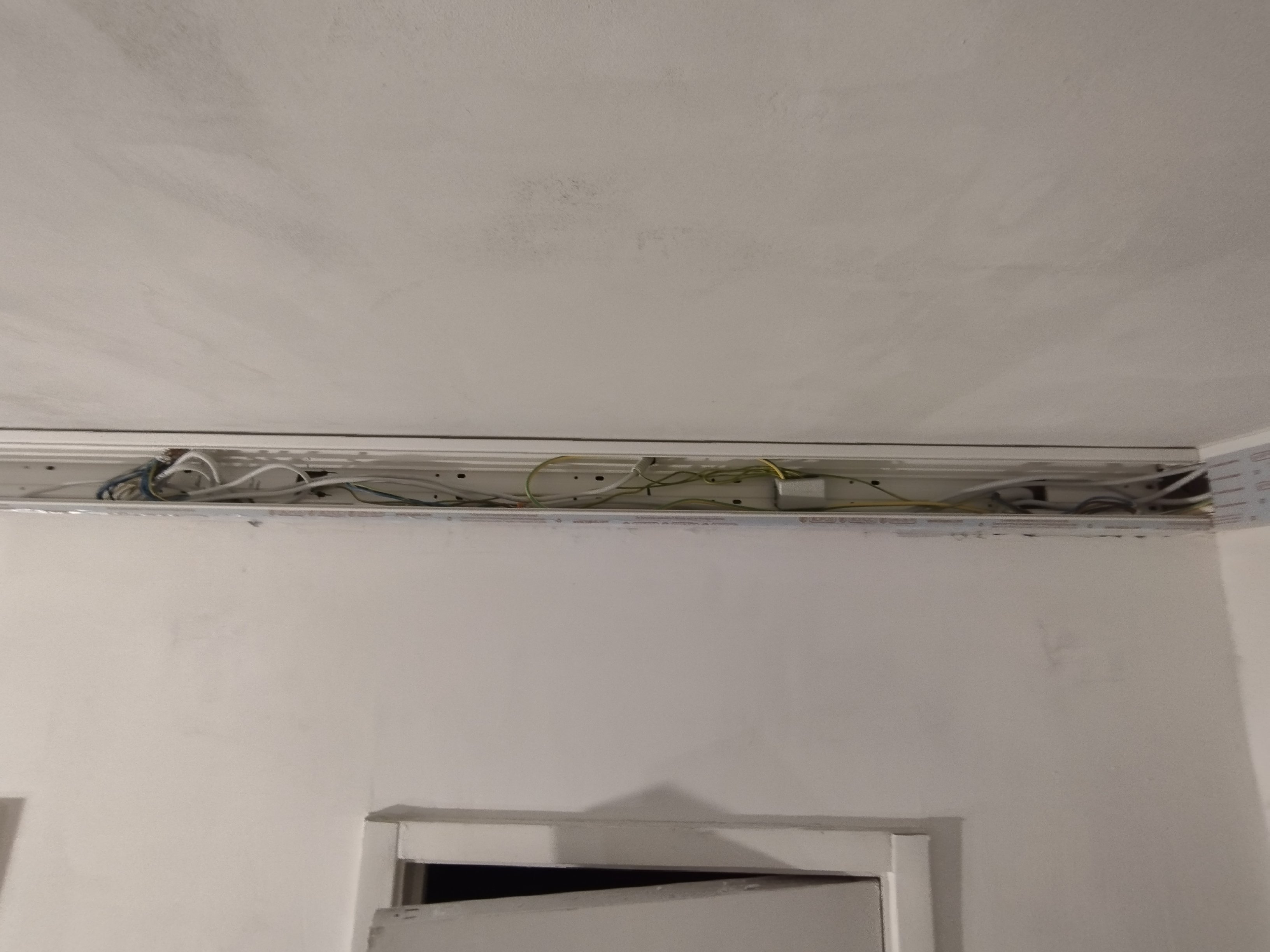 Magic Electricity - Villanyszerelés #7